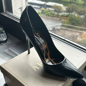 Akira black patent leather pumps